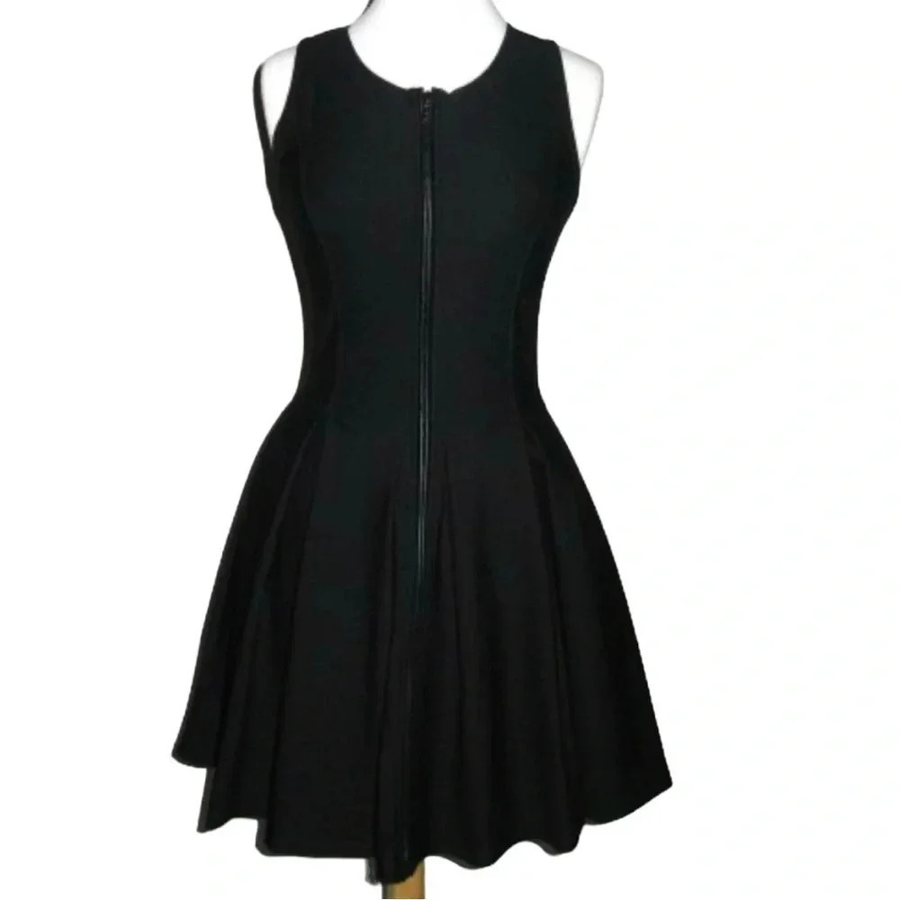 iLux Betty dress‎ S black fit + flare front zip sleeveless dress with pockets